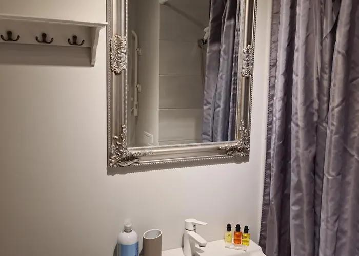 Lovely 1-Bedroom Condo